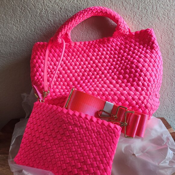 Ahdorned Lily Woven Neoprene Tote Crossbody with Pouch - Neon Pink - NWT - Picture 5 of 10